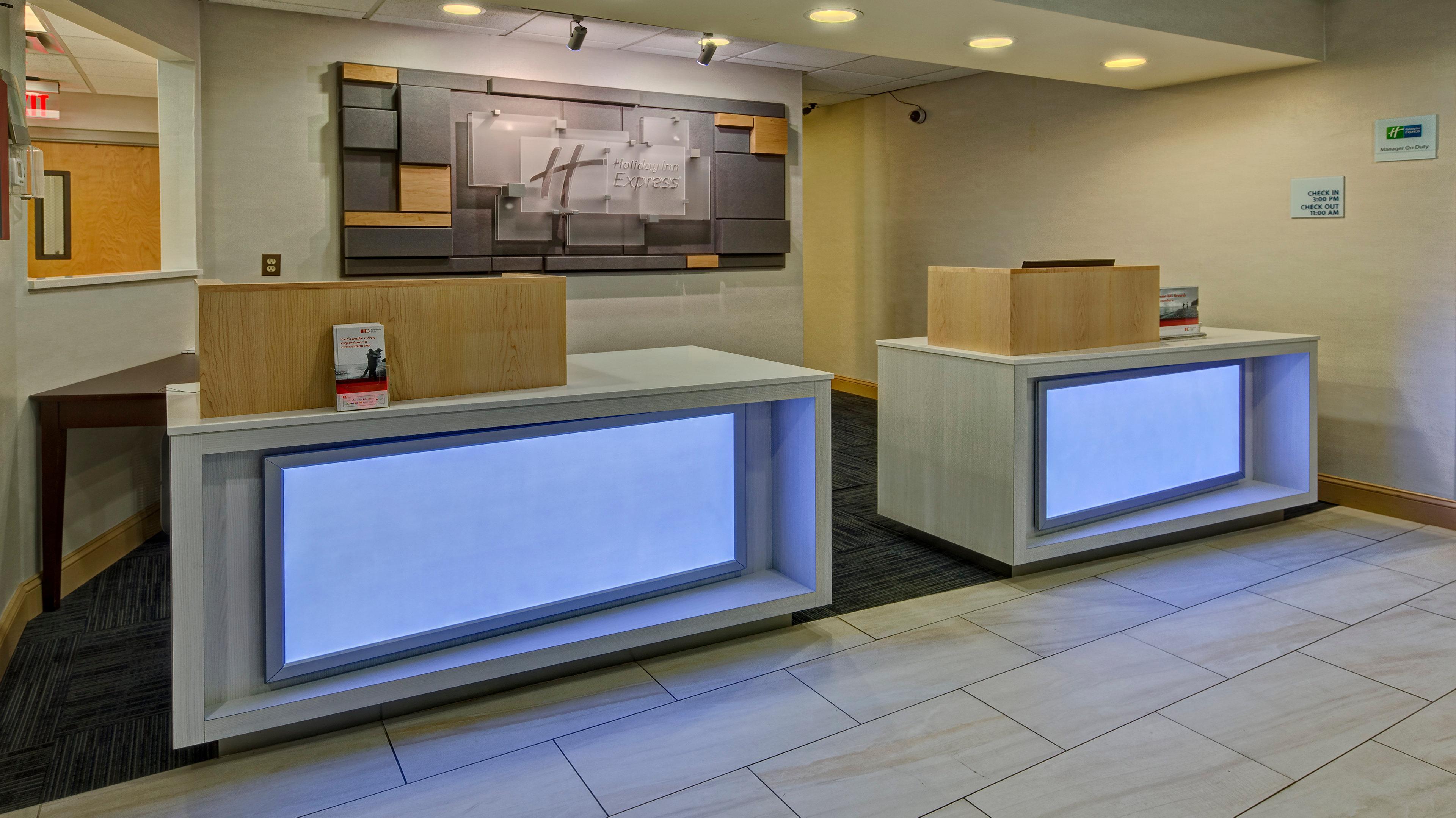 Holiday Inn Express Hotel & Suites London By Ihg Luaran gambar