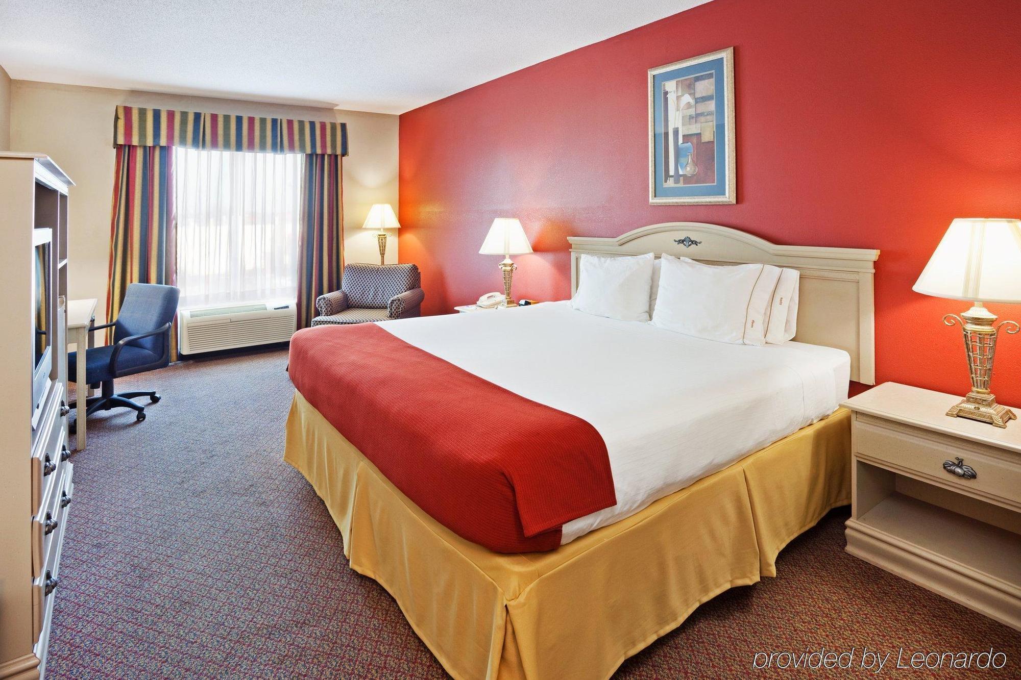 Holiday Inn Express Hotel & Suites London By Ihg Bilik gambar