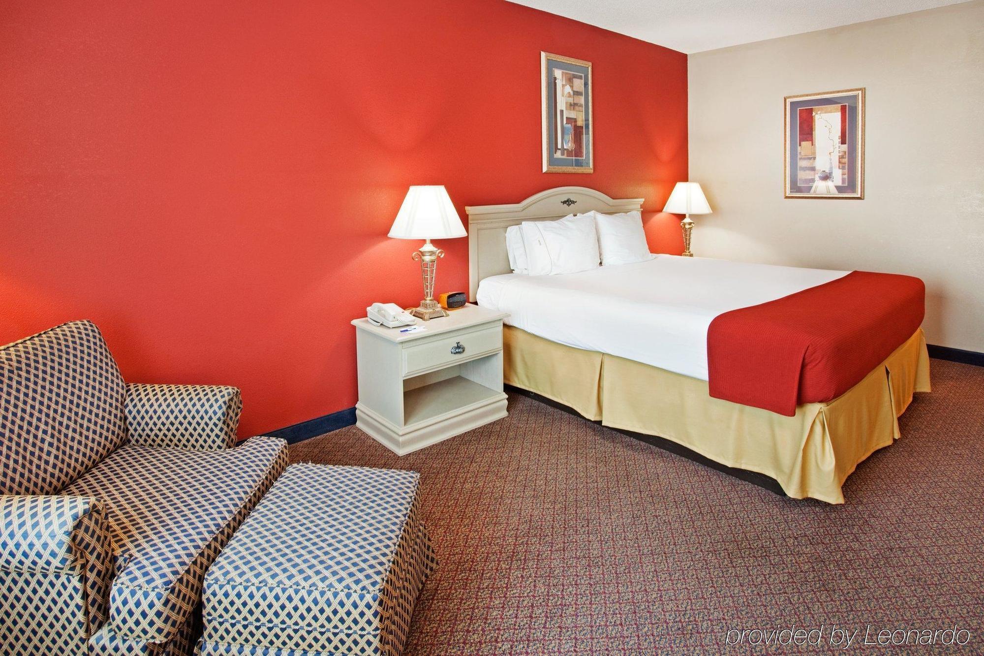 Holiday Inn Express Hotel & Suites London By Ihg Bilik gambar